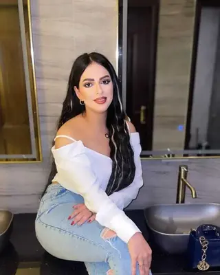 escort service in shimla