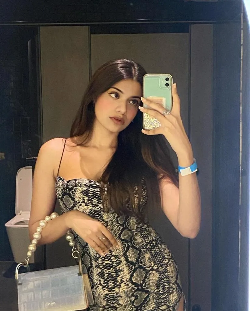 shimla escort girl drishti