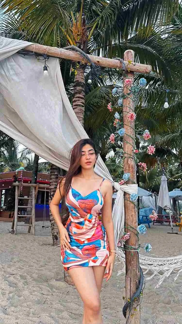 massage call girl kavya